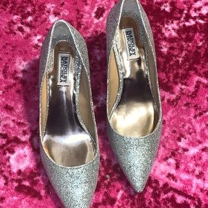 Badgley Mischka gold heels